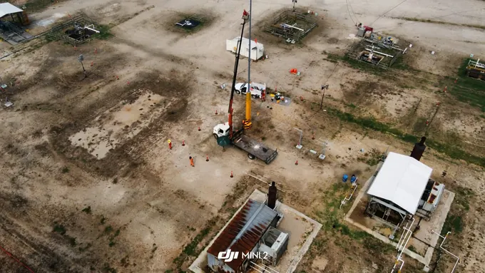 Instalación de pararrayos con grúa canastilla